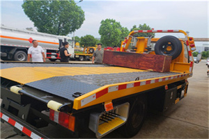 嵊泗附近拖车电话号码服务